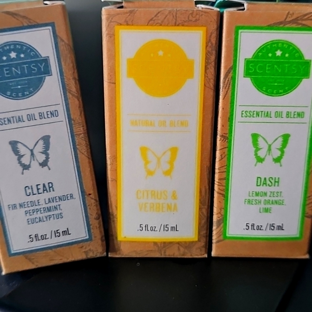 Scentsy Essential Oils - new‎ in box
